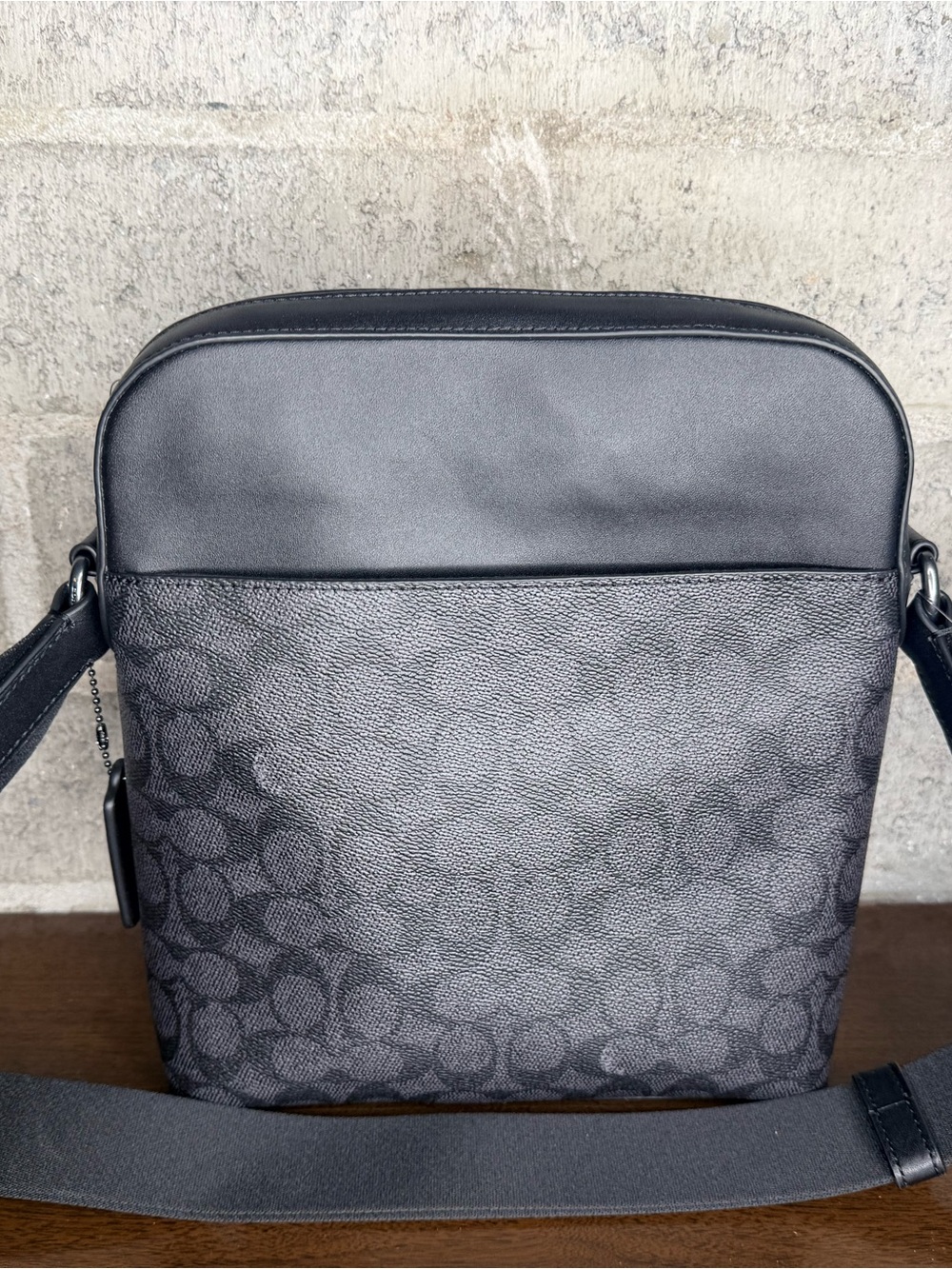 Coach Men’s Charcoal Signature Crossbody Bag Black Leather Trim Messenger - Picture 12 of 17